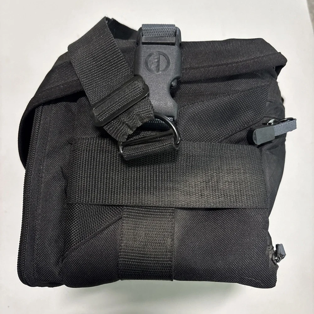 Canon‎ Tamrac Camera Bag 30 Million EOS Padded Bag Shoulder Strap EUC